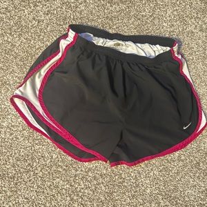 Women’s Nike Tempo Shorts